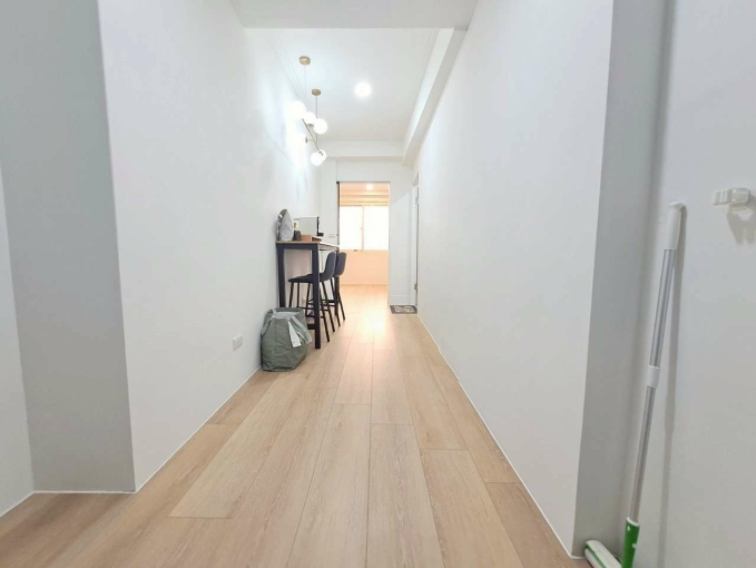 全新完工@正一房一廚一衛@大金變頻冷氣☆電動沙發～（第7張）