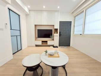 全新完工@正一房一廚一衛@大金變頻冷氣☆電動沙發～（第5張）