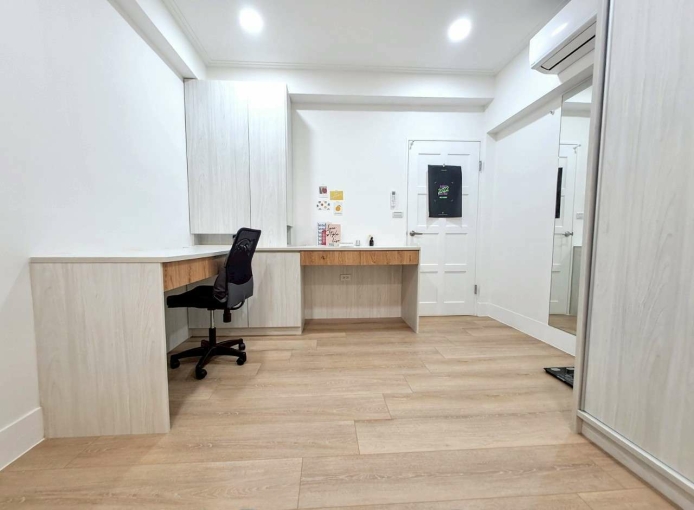 全新完工@正一房一廚一衛@大金變頻冷氣☆電動沙發～（第12張）