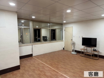 (免仲介費可租補可寵)公寓三房整層住家/加賴聯絡在最後一張圖（第1張）