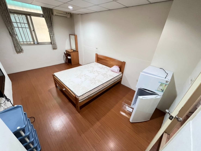 大空間舒適🏅陽台獨洗🏆雙租補💕變頻冷氣🔆衛浴乾濕分離（第1張）