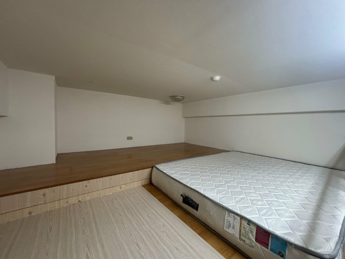 楠梓高科大第一校區大空間樓中樓電梯套房 - Image 3