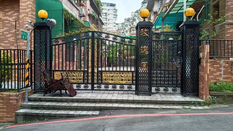 安康玫瑰園別墅分租套雅房 可合租多人補助  設備齊全（第1張）