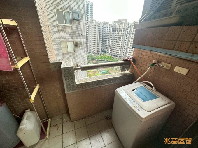 兆基社會住宅🏠Benson免仲介費可租補宏國青山套房有陽台（第4張）