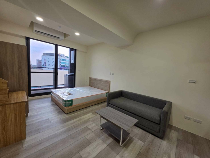 社宅可租補/全新大套房/近三民路橋（第2張）