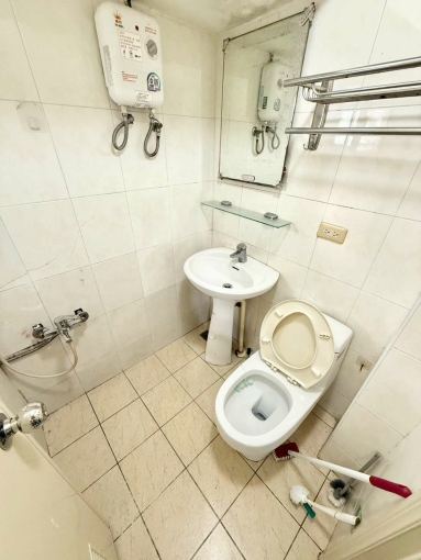 潘潘精選💯可租補😽可貓💎陽台獨洗曬✅有沙發（第5張）