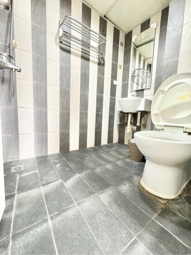 蓁心推薦💖北區 間間獨洗曬便宜小資族生活機能佳健身爬梯套房(第6張)