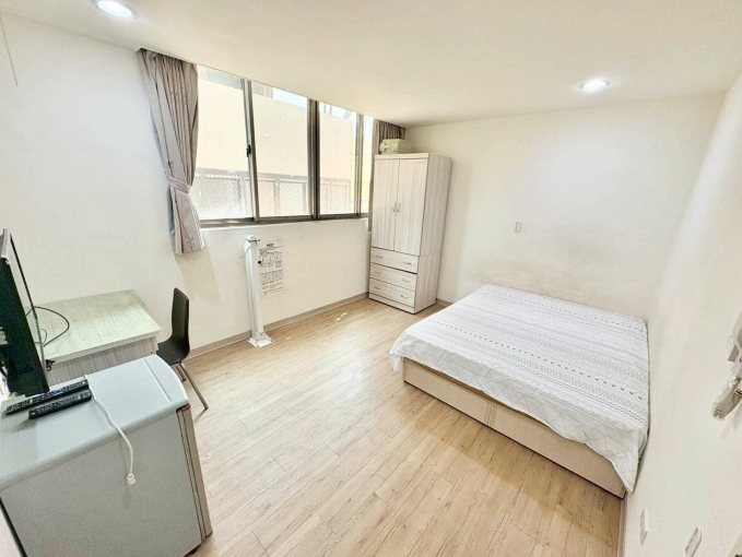 🧡請加賴🧡電梯美屋🧡租屋補助🧡乾溼分離🧡代收包裹🧡小資族首選🧡（第1張）