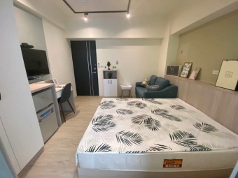 租補*很新電梯大套房*陽台*機車位*子母車~（第8張）