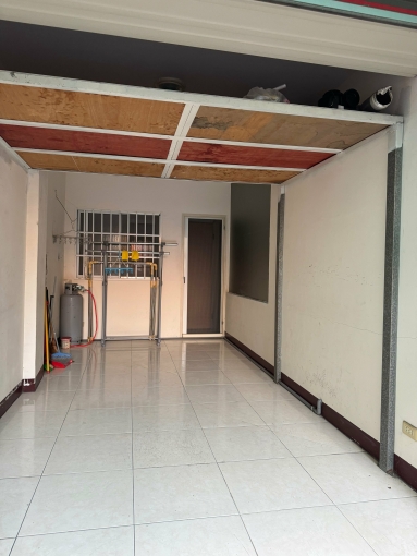 民族區間車站旁公寓ㄧ樓（第8張）