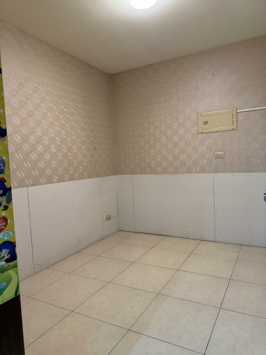 民族區間車站旁公寓ㄧ樓（第10張）