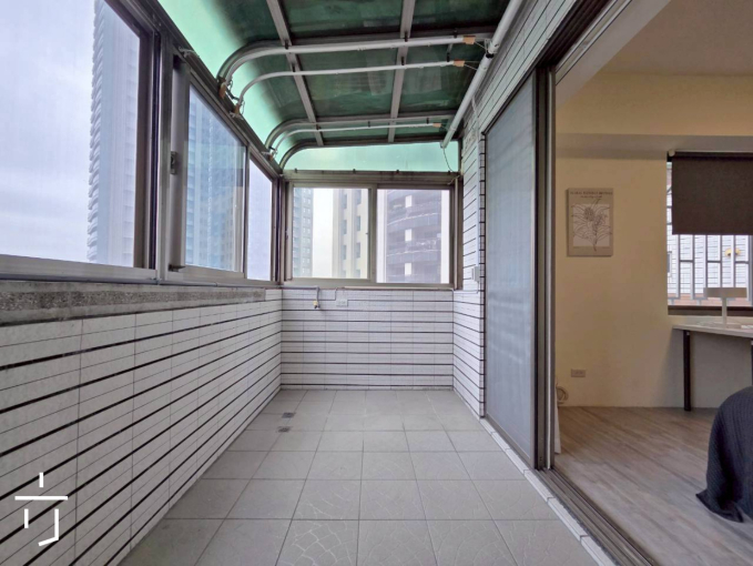 西屯區|台灣大道 × 黎明路|樓中樓共生宅出租(第9張)