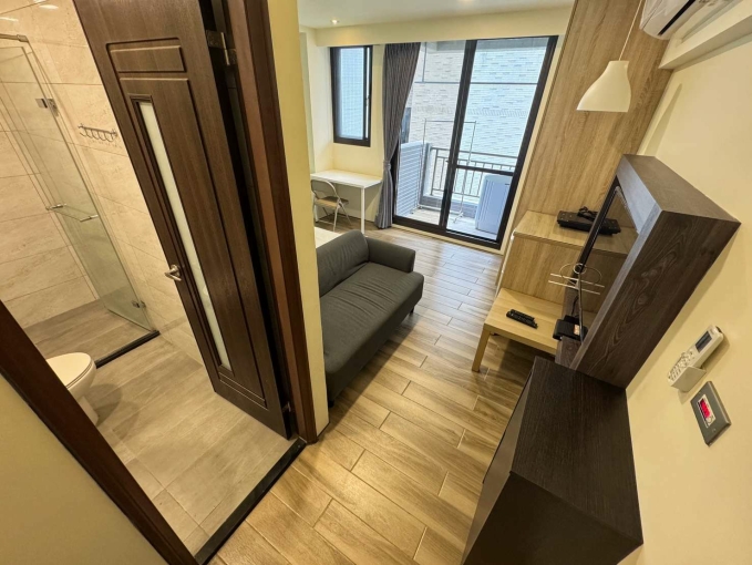 西屯可租補超質感路邊超好停汽車(第3張)