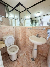 北區漢口路｜電梯$9000套房｜👉 獨洗曬＋陽台｜衛浴開窗｜首月租金半價｜可雙租補｜台水電（第9張）