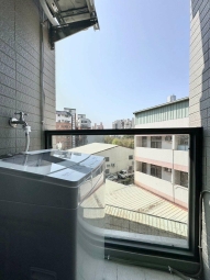 稀有可貓🍀陽台獨洗🍀可租屋補助🍀機車位🍀流理台🍀電梯🍀子母車🍀飲水機（第6張）