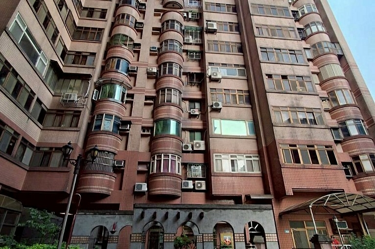 兆基社會住宅🏡交通方便空間寬敞三面採光可租補(第15張)
