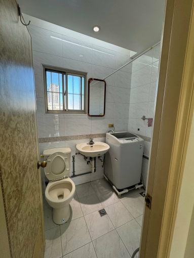 近三重國小捷運站，兩房一廳一衛 - Image 11