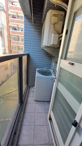 租補*電梯*子母車*飲水機*陽台獨洗曬*明亮*衛浴開窗（第12張）