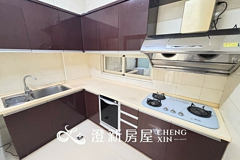 市中心/大坪數/可當套房也可當工作室/獨立廚房/變頻冷氣(第7張)