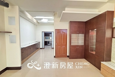 市中心/大坪數/可當套房也可當工作室/獨立廚房/變頻冷氣（第5張）