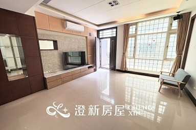市中心/大坪數/可當套房也可當工作室/獨立廚房/變頻冷氣（第1張）