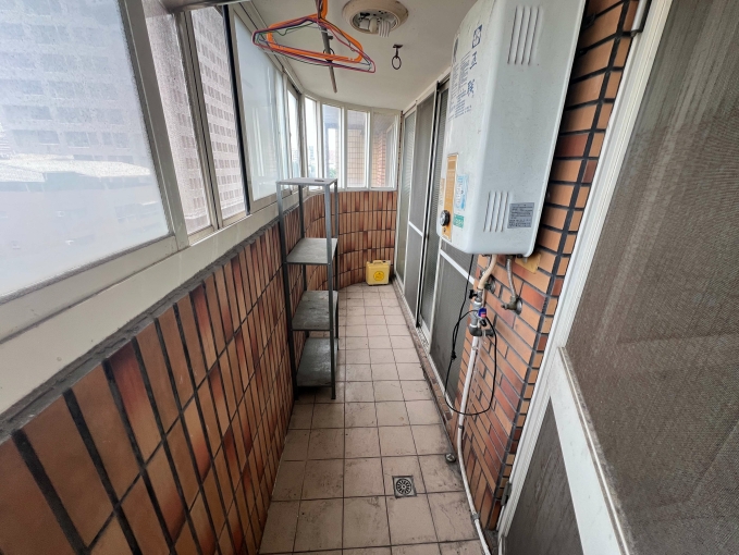 可租補☆2+1房雙衛☆平移式車位（第13張）