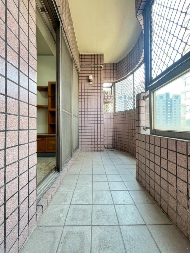 仲免✨可租補｜昌平崇德雙商圈｜雙面採光三房含管 - Image 4