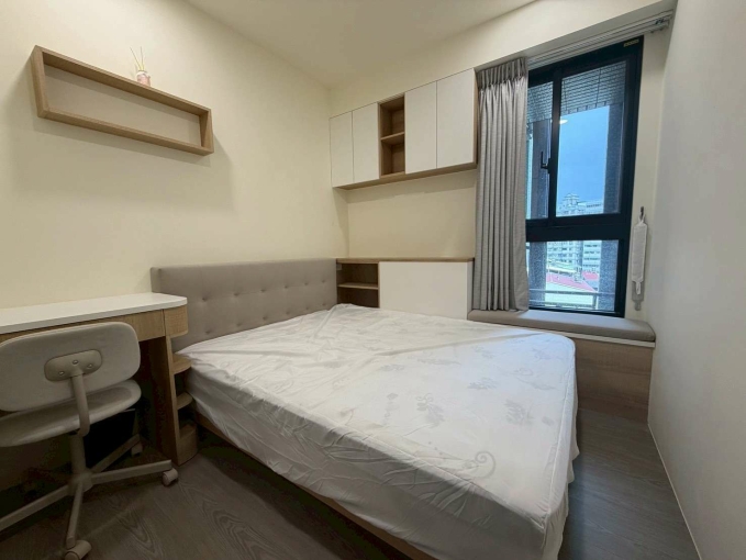 捷運南屯站｜文心1號｜裝潢傢俱家電全｜邊間-3房雙衛（第8張）