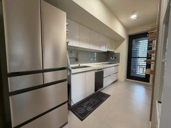 捷運南屯站｜文心1號｜裝潢傢俱家電全｜邊間-3房雙衛（第10張）