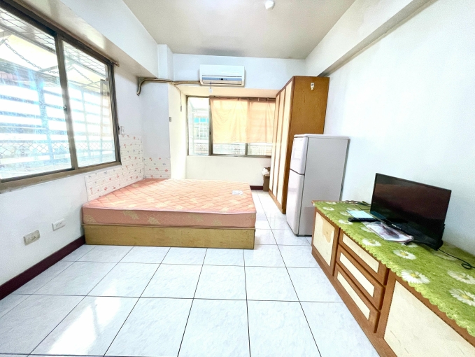 可租補｜豐原商圈｜免仲介｜廟東夜市（第1張）