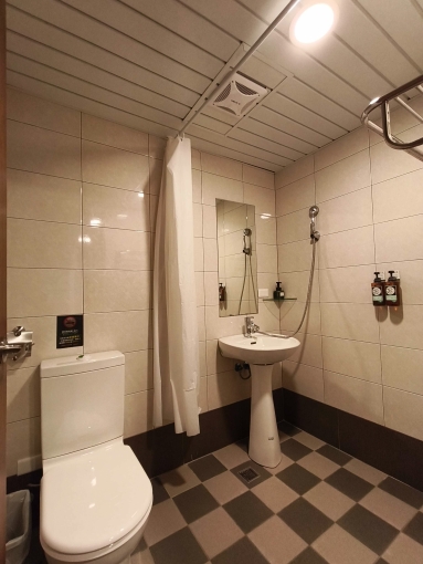 全包式旅館宅宅，包水電、可租補不只是租房，是租生活。（第8張）