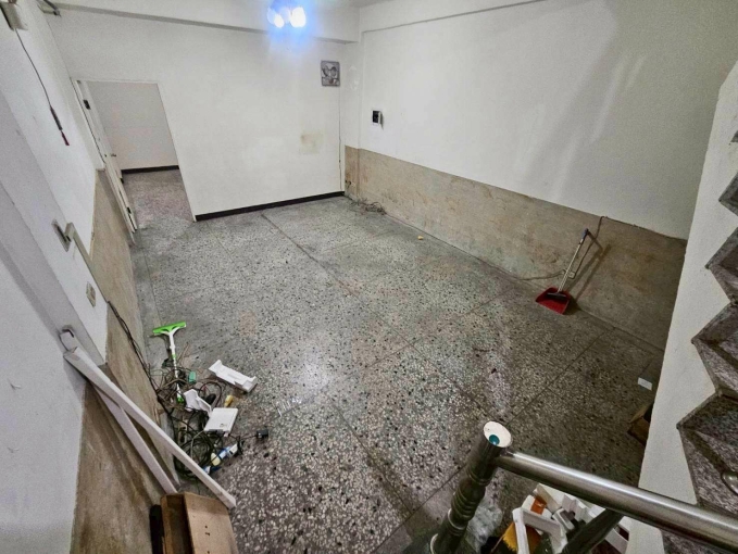 💎1F+地下室黃金店面 🛵騎樓可使用💰臨路12米💰車潮就是錢潮 💰走路火車站（第7張）