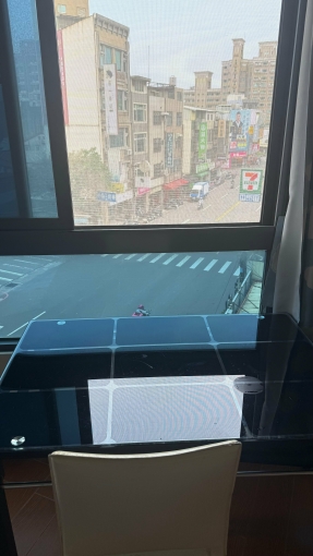 採光明亮電梯套房（第8張）