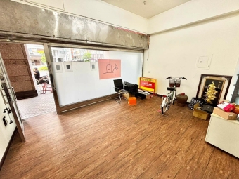 三民路黃金店面💎適合餐飲、寵物行業✅可營登✅入戶籍（第1張）