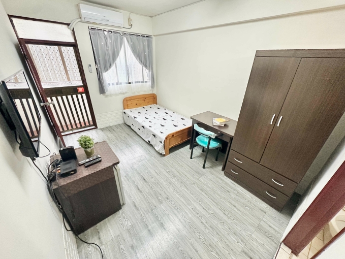 逢甲走路就到🎶小陽台✨空間感好（第1張）