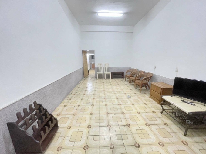 近兆湘國小#全配傢俱#溫馨透天~岡山賣屋林丹（第2張）