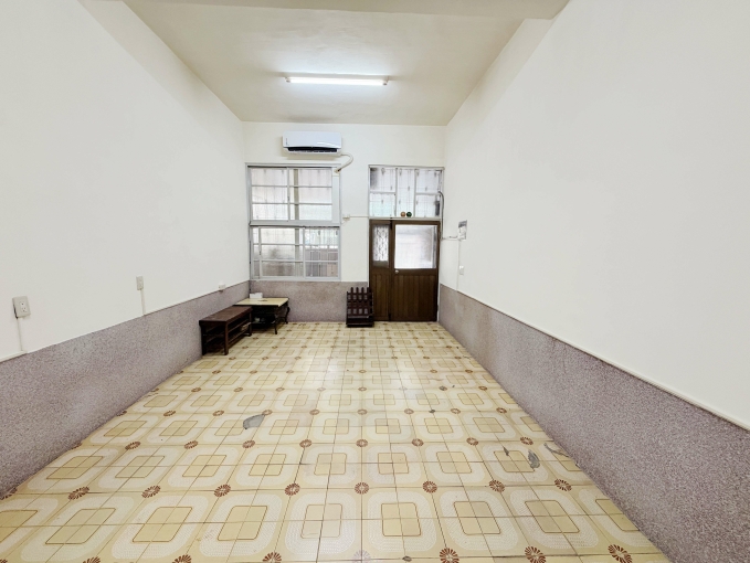 近兆湘國小#全配傢俱#溫馨透天~岡山賣屋林丹（第2張）