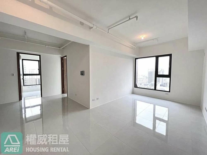 高雄大學京城柏克萊｜全新3房｜空屋含車｜手慢無 - Image 1