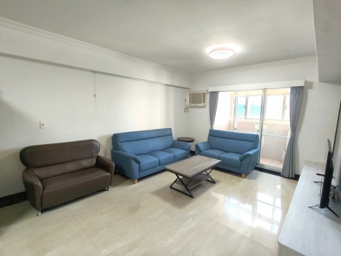 橘子🍊近文華高中捷運站🍊大客餐廳4房2衛⭐含管平車可租補公司報稅（第3張）