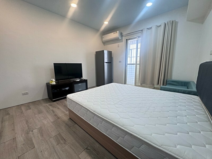 傑出租屋/中壢夜市旁,社區電梯,台水電,陽台獨洗（第2張）