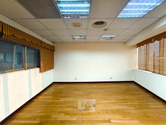 台中公園｜日曜天地OUTLET｜邊間｜商辦辦公大樓（第11張）