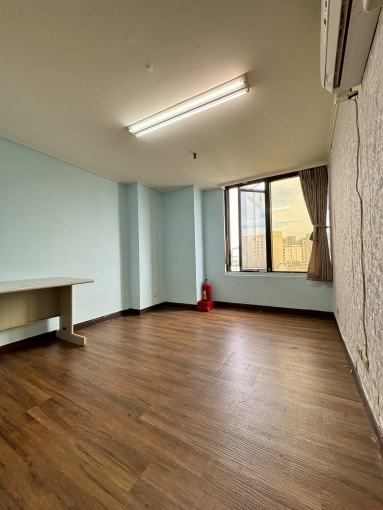 橘子🍊超俗！中區大坪數三房🍊可租補 - Image 12