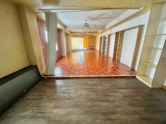 🏠東區崇明路三角窗整棟黃金店面（第5張）