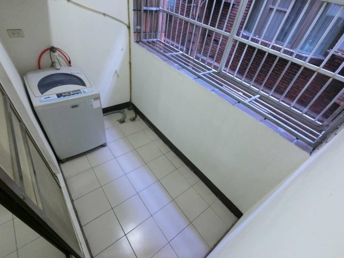 小資可租補✨陽台獨洗✨lalapor✨新時代✨台中火車站✨(第13張)