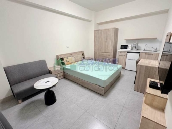 近棒球場.大遠百精緻陽台電梯網路套房 - Image 9