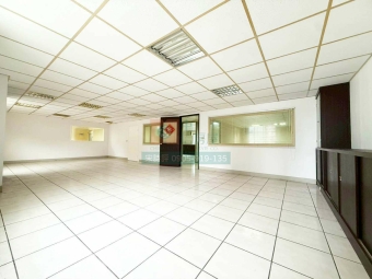 🏙️ 【稀有釋出｜藝文特區中正路商辦出租】 🏙️（第4張）