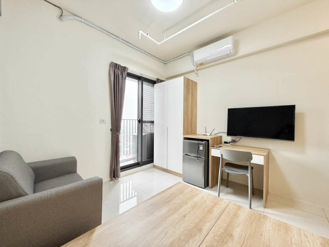 台電可租補~勤益全新裝潢社區型電梯大套房 - Image 1