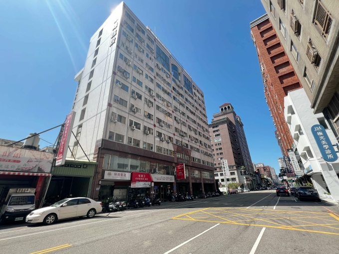 五期~精誠向上南路台中商務中心邊間套房（第9張）