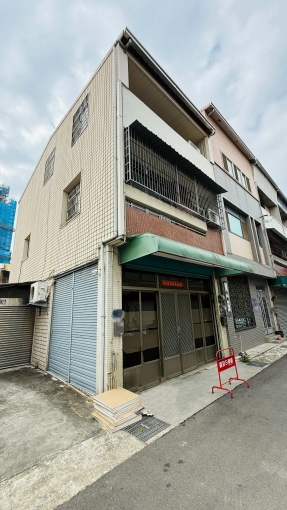 南屯高鐵安靜透天|四房大空間+全新廚具+庭院車位 - Image 1