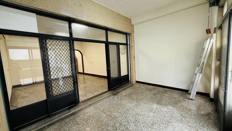 南屯高鐵安靜透天|四房大空間+全新廚具+庭院車位 - Image 2